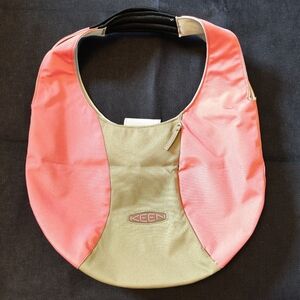 Keen hybrid transport shoulder bag